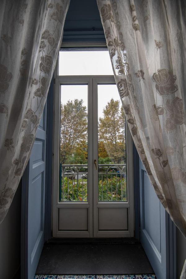D'Angleterre Guest House Салерно Екстериор снимка