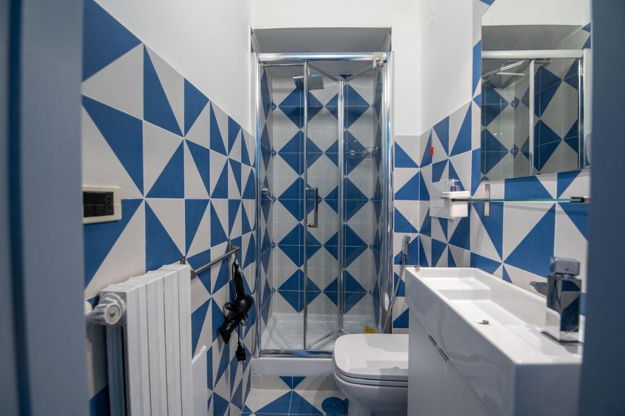D'Angleterre Guest House Салерно Екстериор снимка